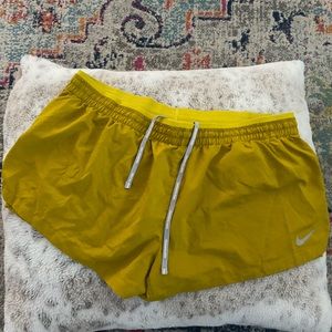 Womens NIKE running shorts - yellow, size L
